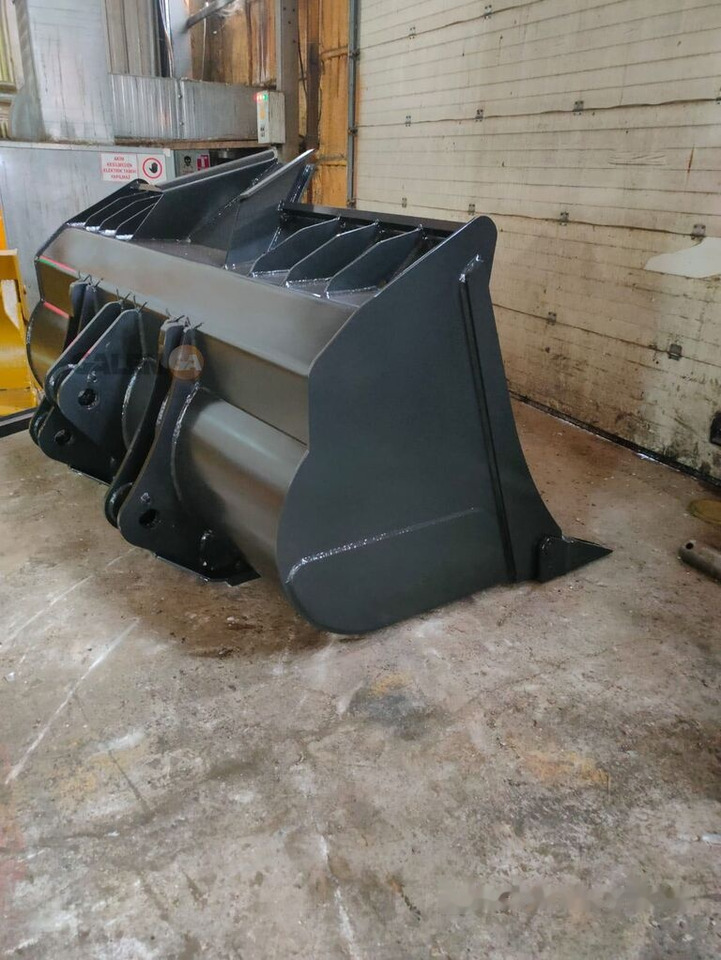 Liebherr L550 - Žlica za nakladalnik: slika 4 Liebherr L550 - Žlica za nakladalnik: slika 4