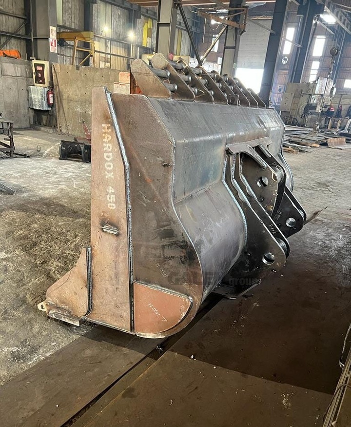 Volvo L150 - Žlica za nakladalnik: slika 1 Volvo L150 - Žlica za nakladalnik: slika 1