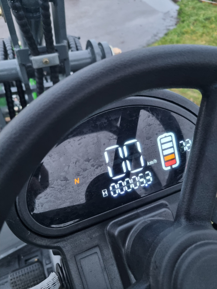 WCM L2110e E-Power - Kolesni nakladalec: slika 1 WCM L2110e E-Power - Kolesni nakladalec: slika 1