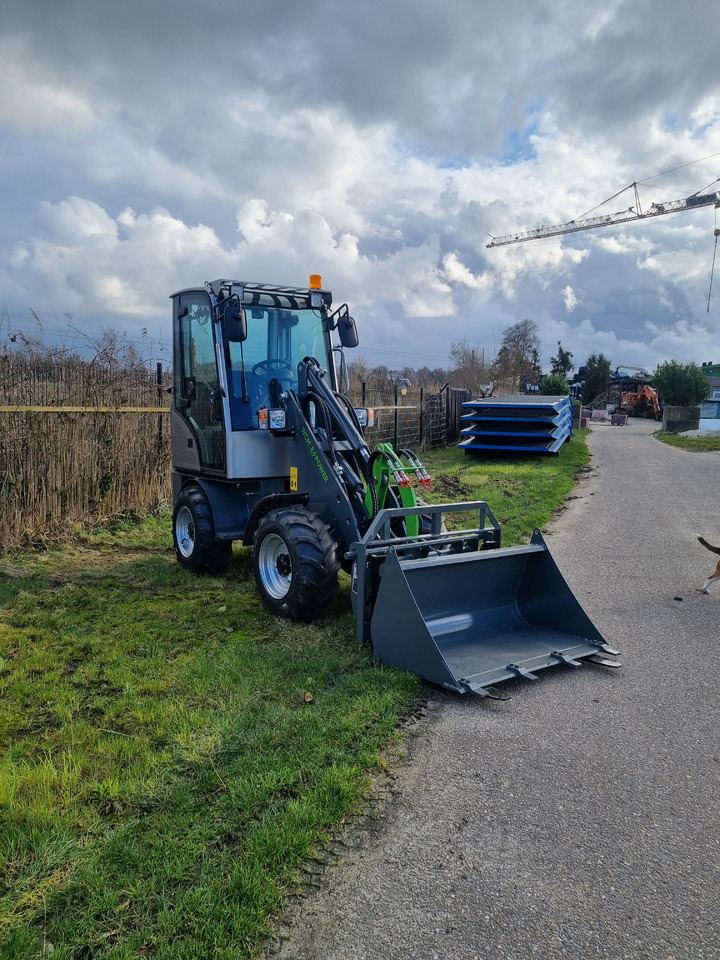 Kolesni nakladalec WCM L2310e E-Power: slika 14