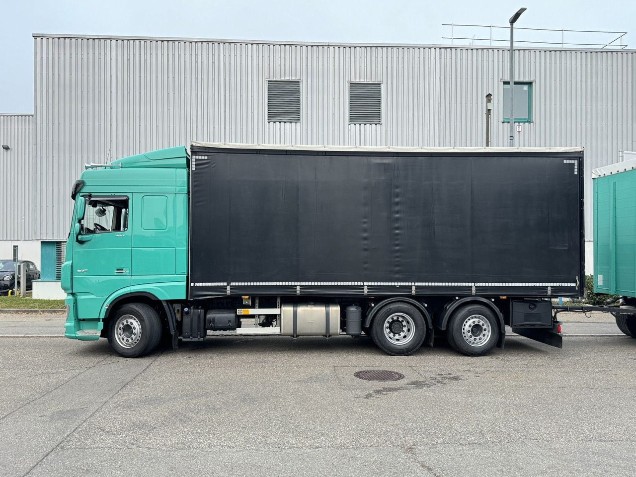 DAF XF480 6x2 Schiebeplane-Zug Bordwände Lenkachse - Tovornjak s ponjavo: slika 4 DAF XF480 6x2 Schiebeplane-Zug Bordwände Lenkachse - Tovornjak s ponjavo: slika 4
