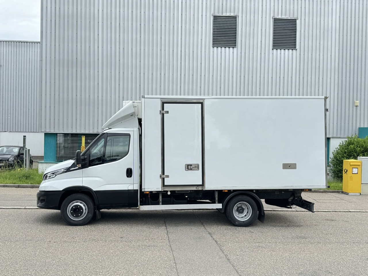 Iveco Daily 72-180 Tiefkühl TK V-500 -32°/+32° Air-Pro - Hladilno vozilo: slika 4 Iveco Daily 72-180 Tiefkühl TK V-500 -32°/+32° Air-Pro - Hladilno vozilo: slika 4