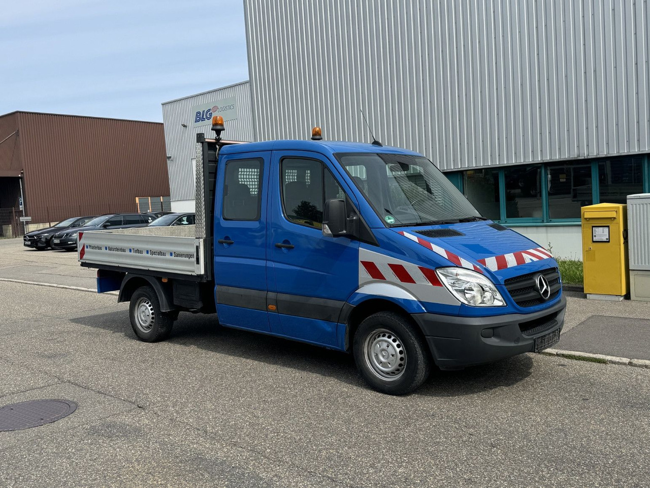 Mercedes-Benz Sprinter 319 V6 Doka Pritsche 2,7m ATM 120 Tkm - Dostavno vozilo s kesonom, Dostavno vozilo z dvojno kabino: slika 3 Mercedes-Benz Sprinter 319 V6 Doka Pritsche 2,7m ATM 120 Tkm - Dostavno vozilo s kesonom, Dostavno vozilo z dvojno kabino: slika 3