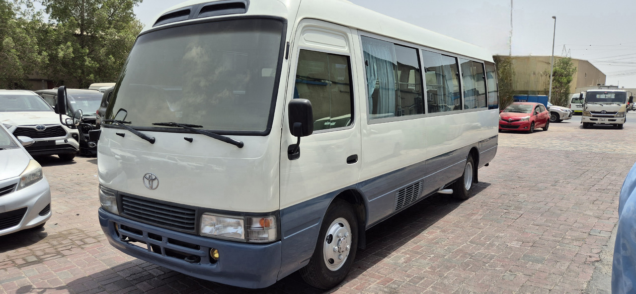 Toyota Coaster ... 30 places - climatisé - Minibus, Potniški kombi: slika 1 Toyota Coaster ... 30 places - climatisé - Minibus, Potniški kombi: slika 1