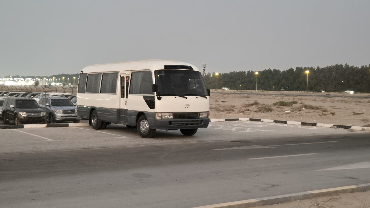 Toyota Coaster ... Nos bus -Originaires TOYOTA ...pas Chinois... T04 - Minibus, Potniški kombi: slika 1 Toyota Coaster ... Nos bus -Originaires TOYOTA ...pas Chinois... T04 - Minibus, Potniški kombi: slika 1