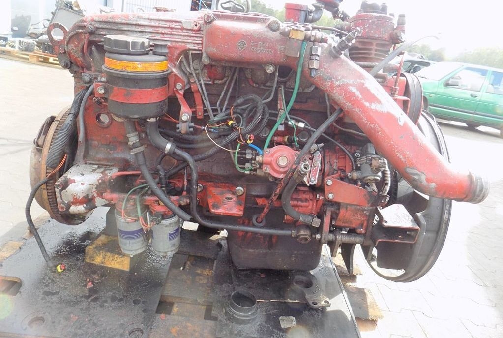 IVECO 8060.45B IVECO Eurocargo 6.0 - Motor za Tovornjak: slika 1 IVECO 8060.45B IVECO Eurocargo 6.0 - Motor za Tovornjak: slika 1