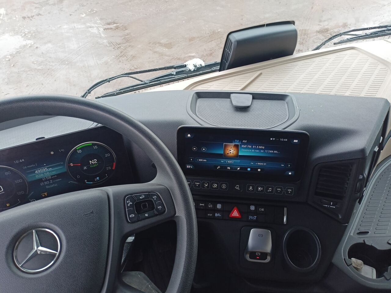 Vlačilec Mercedes-Benz Actros 2551: slika 8