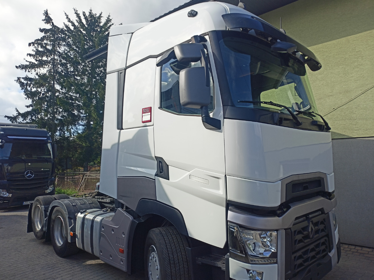 Renault Gama T 480 - Vlačilec: slika 2 Renault Gama T 480 - Vlačilec: slika 2