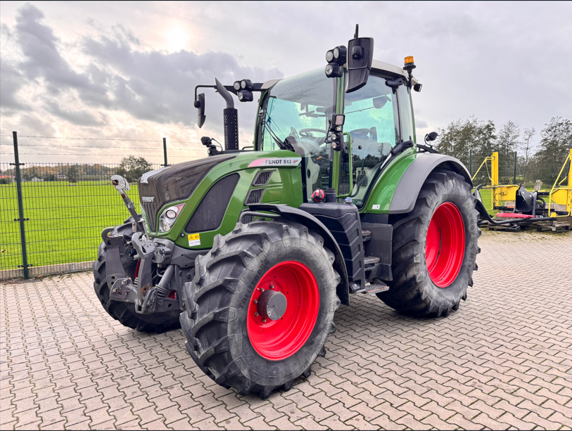 FENDT 513 Vario S4 PowerPlus - Traktor: slika 1 FENDT 513 Vario S4 PowerPlus - Traktor: slika 1
