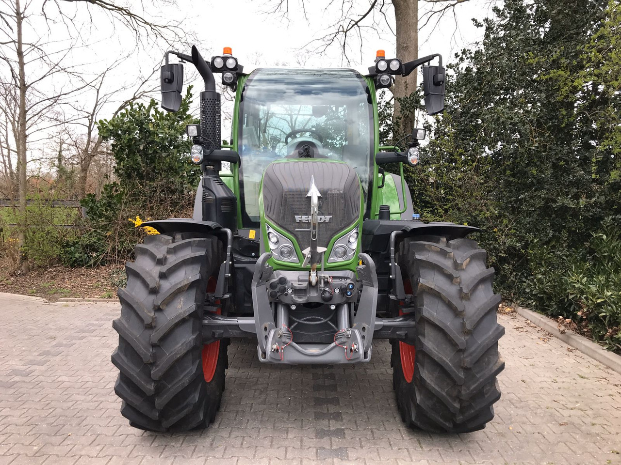 FENDT 514 Vario S4 ProfiPlus - Traktor: slika 3 FENDT 514 Vario S4 ProfiPlus - Traktor: slika 3