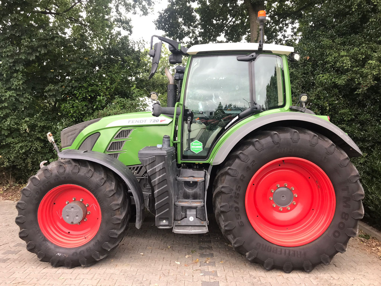 FENDT 720 Vario S4 PowerPlus - Traktor: slika 2 FENDT 720 Vario S4 PowerPlus - Traktor: slika 2