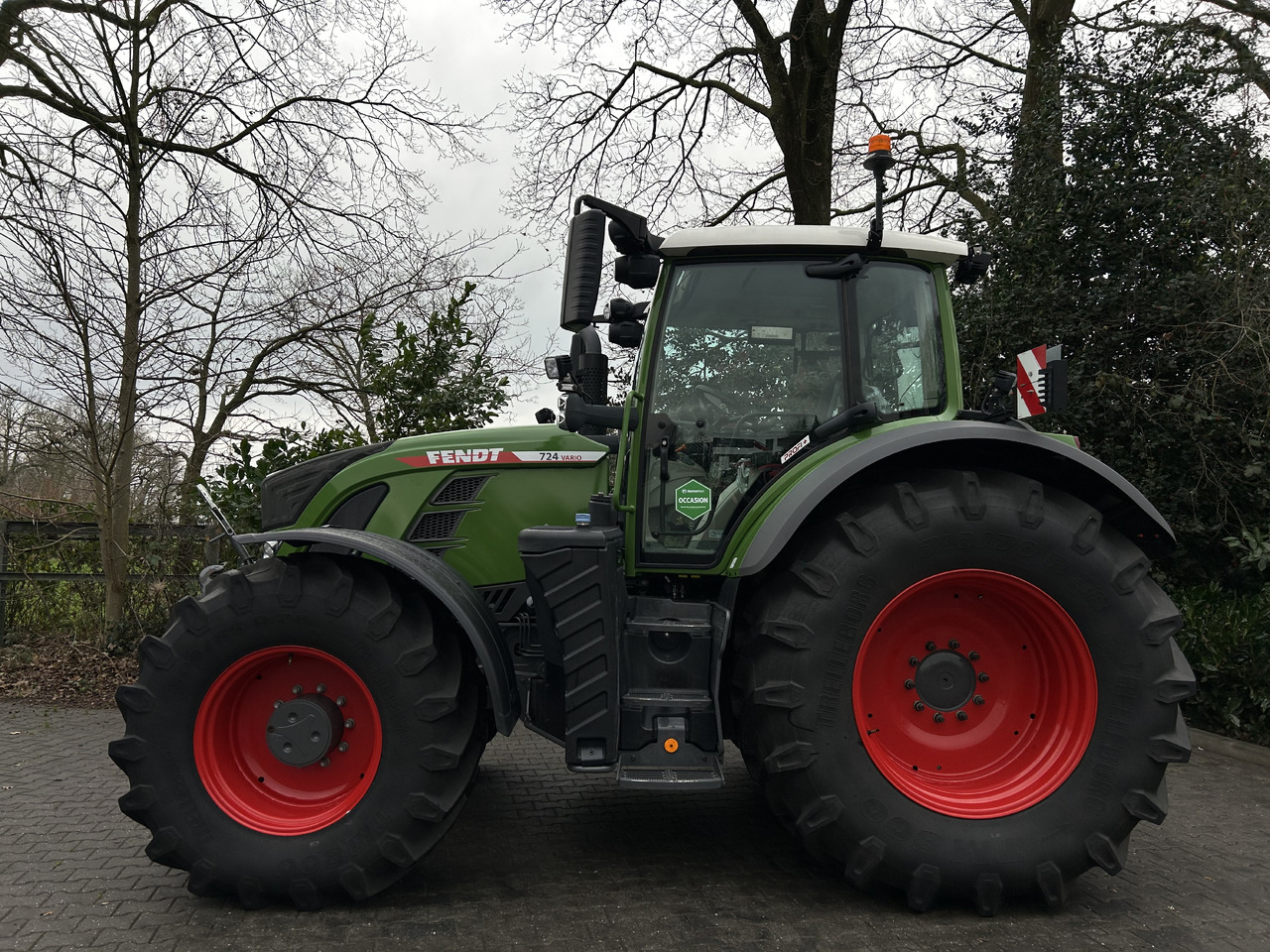 FENDT 724 Vario Gen6 ProfiPlus setting 2 - Traktor: slika 2 FENDT 724 Vario Gen6 ProfiPlus setting 2 - Traktor: slika 2
