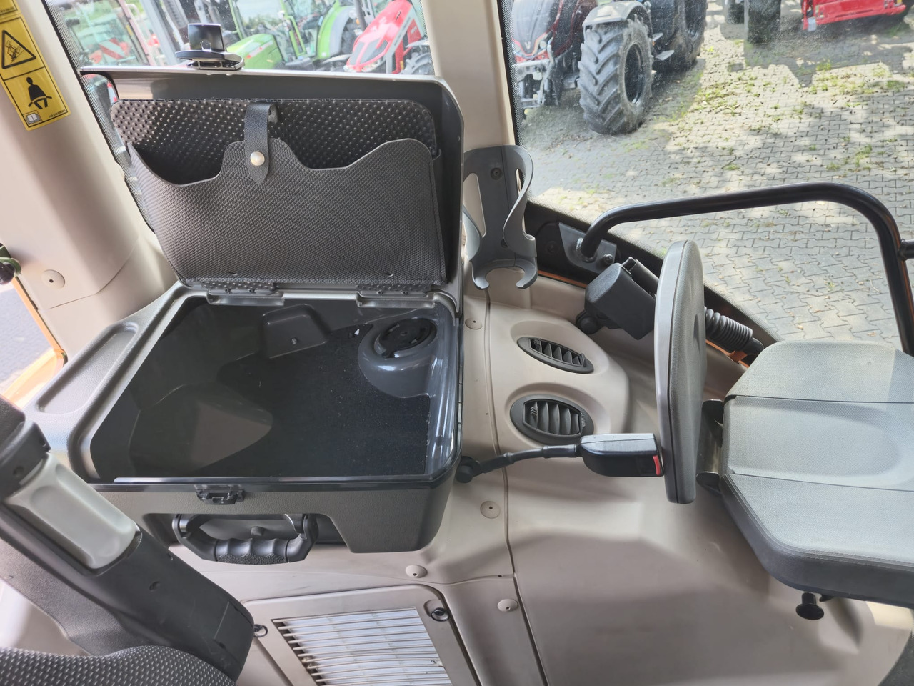 Traktor Fendt 828 Vario S4 ProfiPlus: slika 33