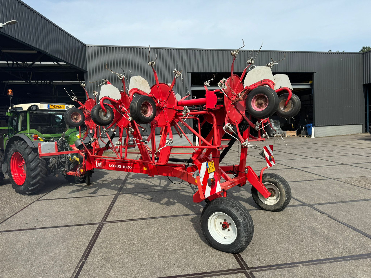 LELY Lotus 1020S - Brana: slika 1 LELY Lotus 1020S - Brana: slika 1