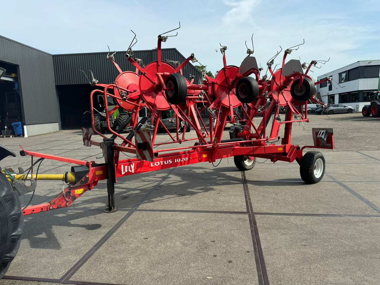 Lely Lotus 1020S - Obračalnik/ Zgrabljalnik: slika 2 Lely Lotus 1020S - Obračalnik/ Zgrabljalnik: slika 2
