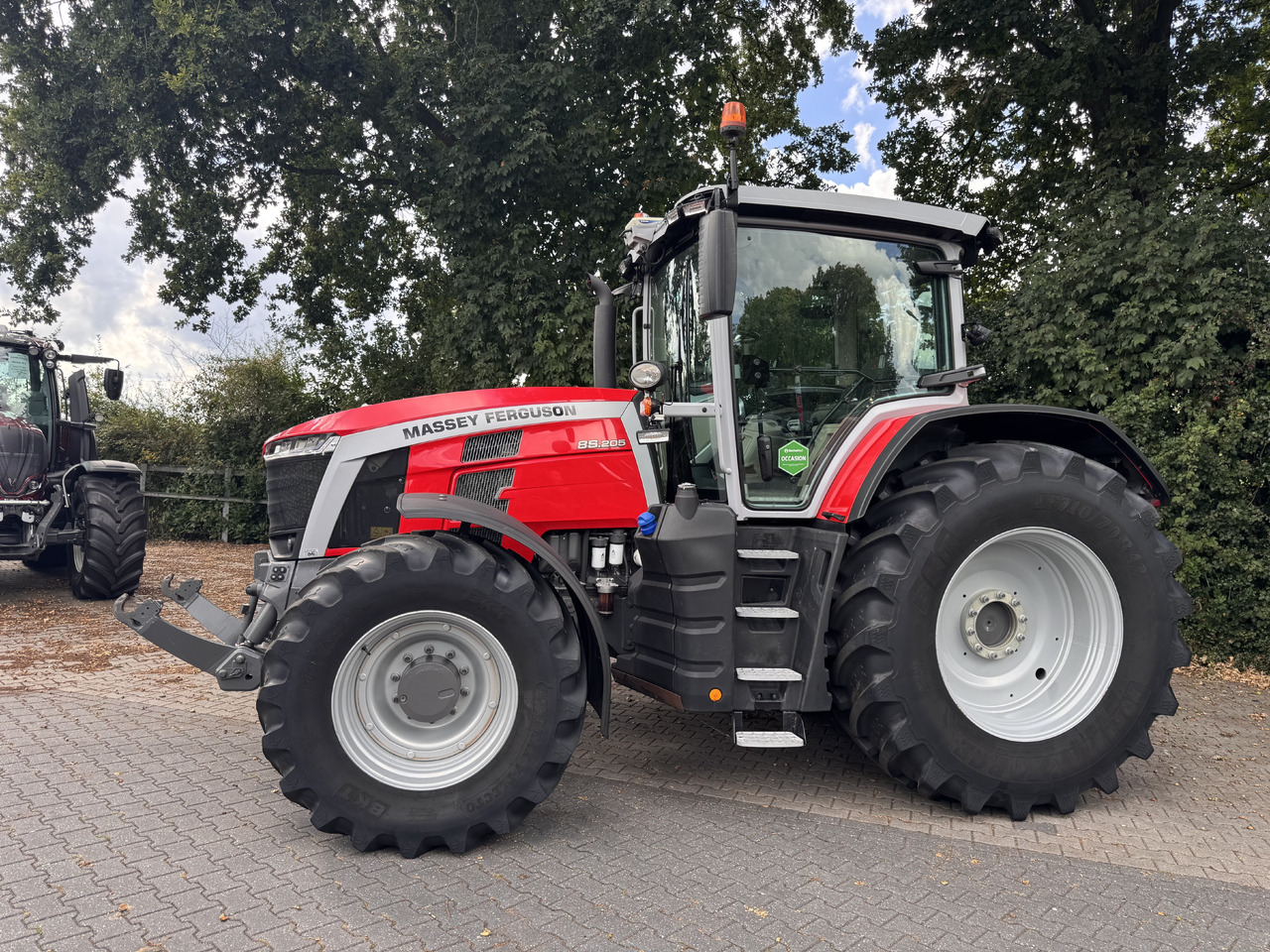 Massey Ferguson 8s.205 Dyna7 Exclusive - Traktor: slika 2 Massey Ferguson 8s.205 Dyna7 Exclusive - Traktor: slika 2