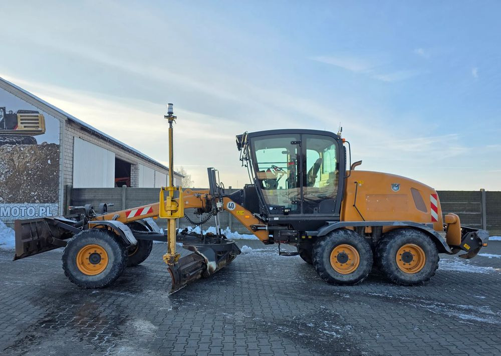 Case 836C AWD, 6X6, 2016 ROK, SYSTEM NIWELACJI TRIMBLE 3D - Valjar: slika 1 Case 836C AWD, 6X6, 2016 ROK, SYSTEM NIWELACJI TRIMBLE 3D - Valjar: slika 1