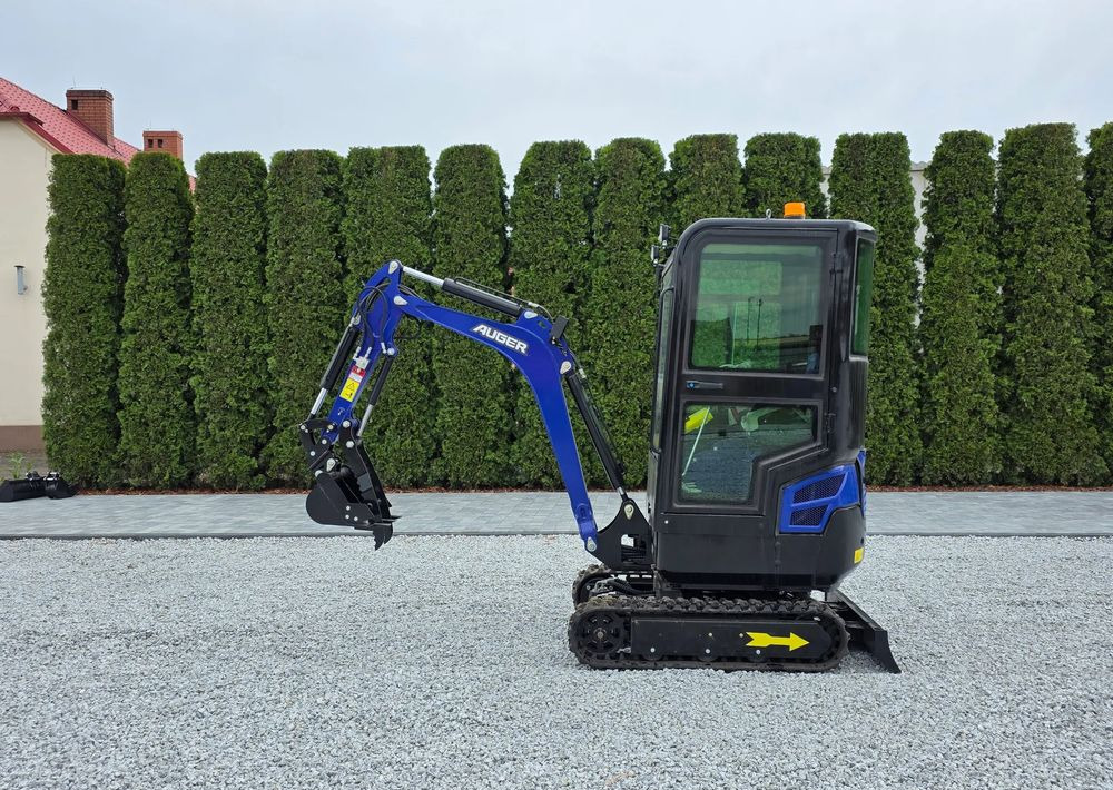 Kubota NOWA MINIKOPARKA AUGER HT 18, SILNIK KUBOTA, 3 ŁYŻKI - Mini bager: slika 5 Kubota NOWA MINIKOPARKA AUGER HT 18, SILNIK KUBOTA, 3 ŁYŻKI - Mini bager: slika 5