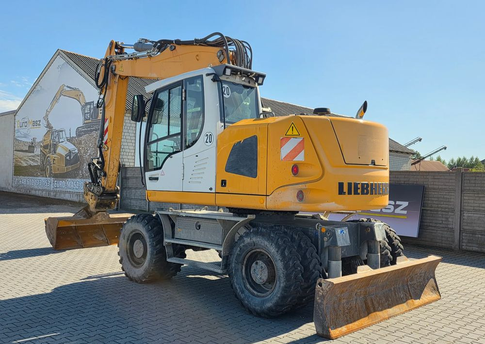 Liebherr A918 COMPACT, 2014 ROK, SW 48 LIKUFIX szybkozłącze - Bager na kolesih: slika 3 Liebherr A918 COMPACT, 2014 ROK, SW 48 LIKUFIX szybkozłącze - Bager na kolesih: slika 3