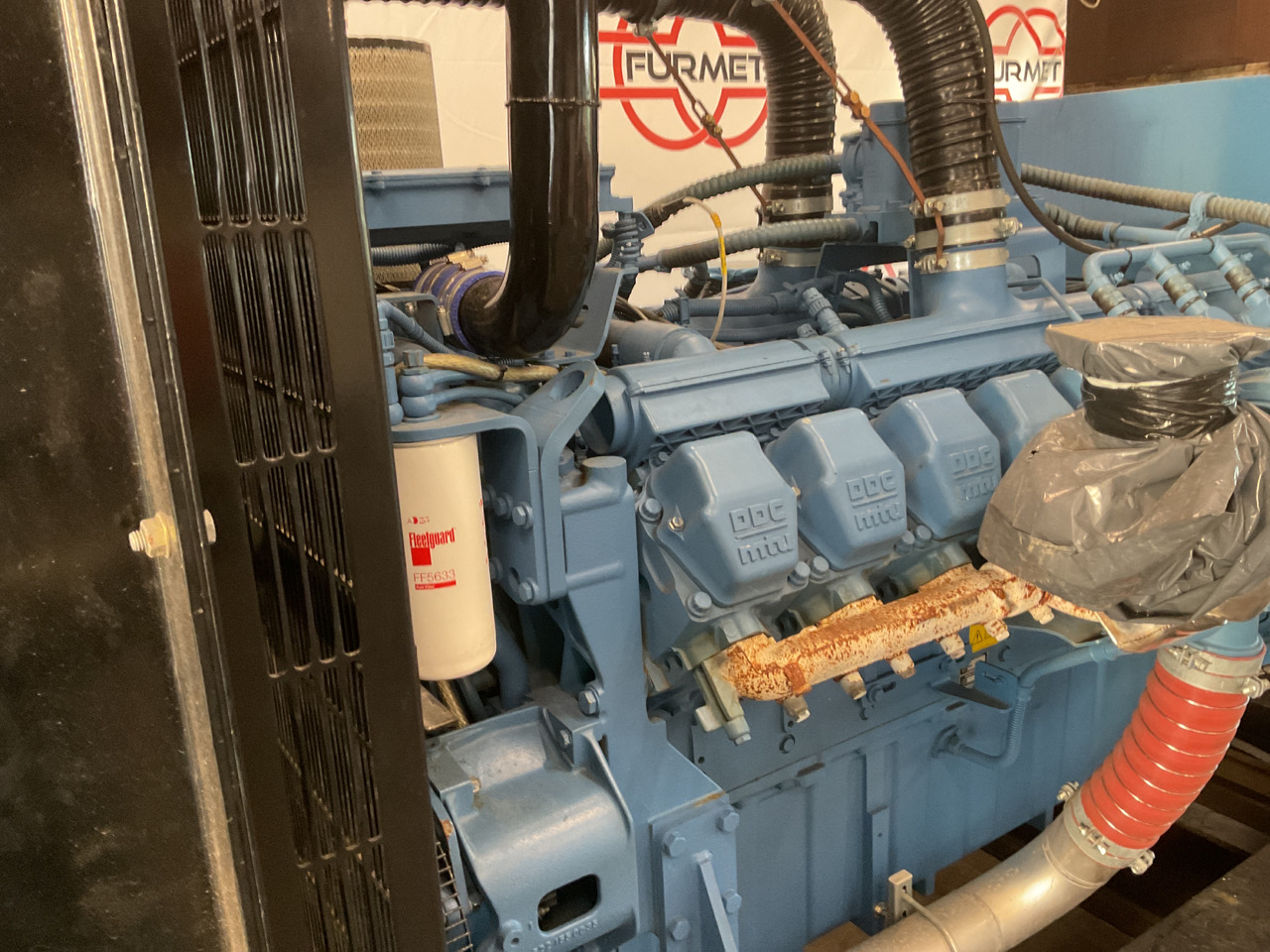 Generator MTU 16V2000, 900KVA generatorset. Like brand new. Low standby hours: slika 7