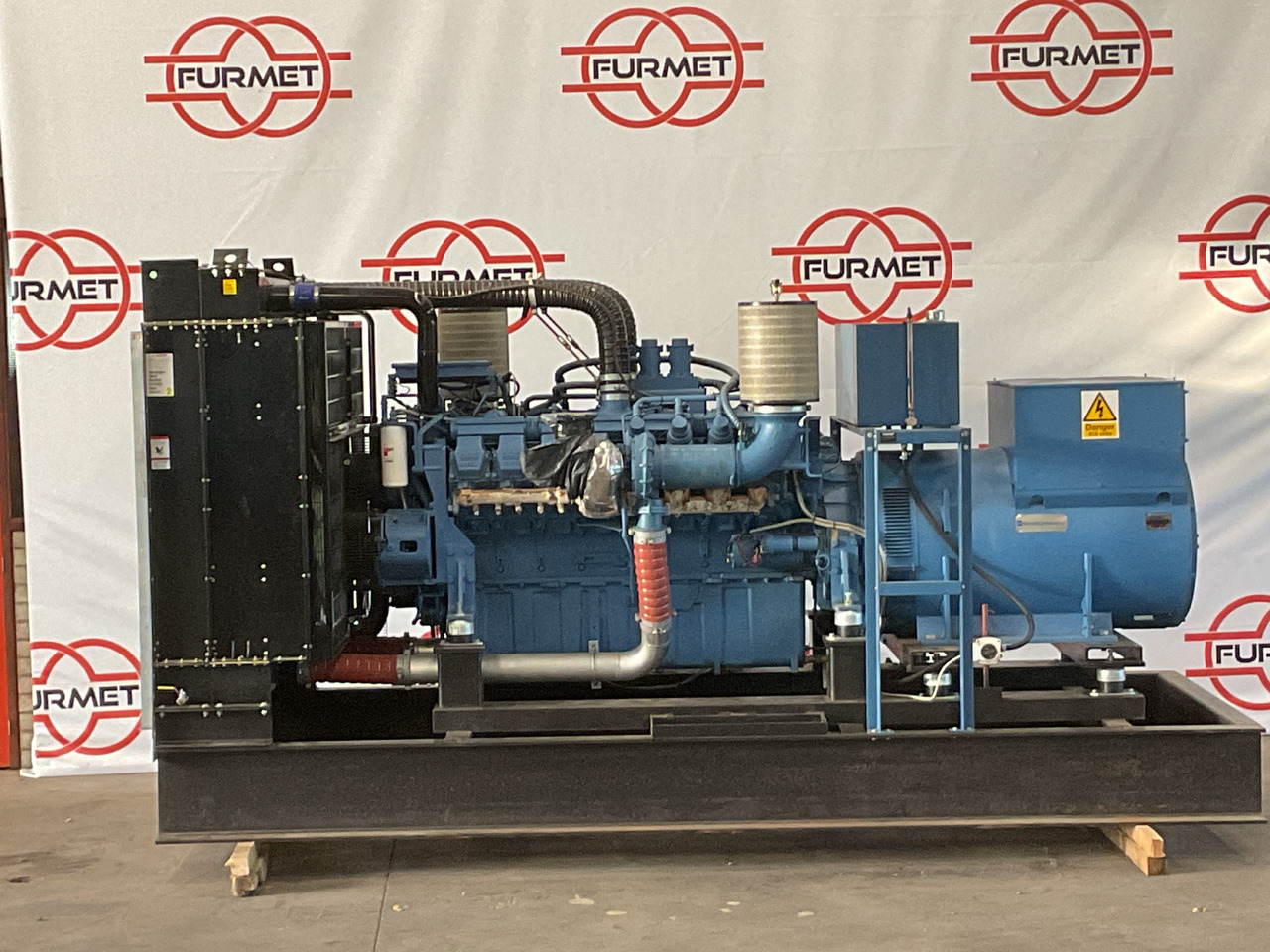 Generator MTU 16V2000, 900KVA generatorset. Like brand new. Low standby hours: slika 8