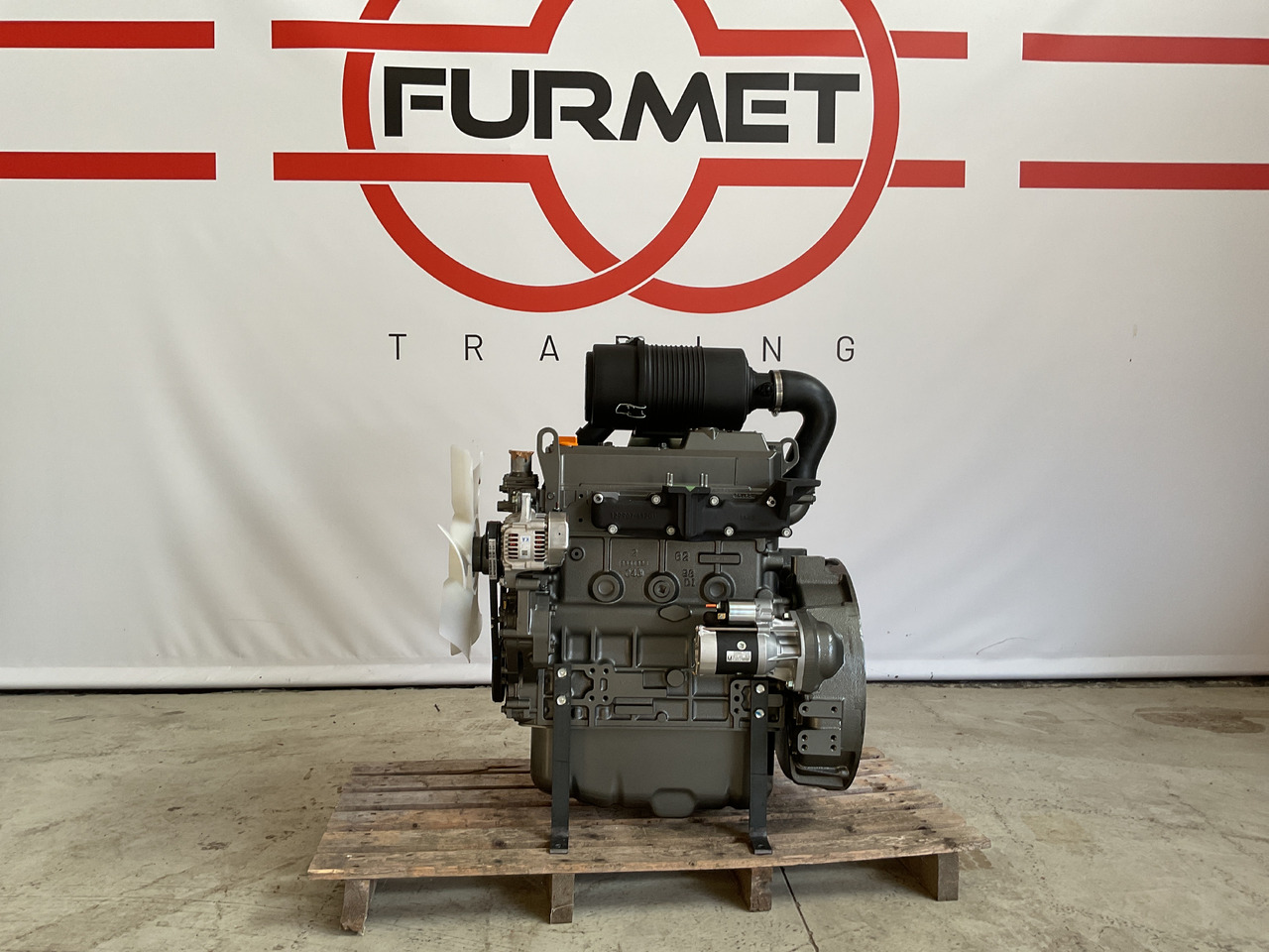 Yanmar 4TNV98 - Motor: slika 1 Yanmar 4TNV98 - Motor: slika 1
