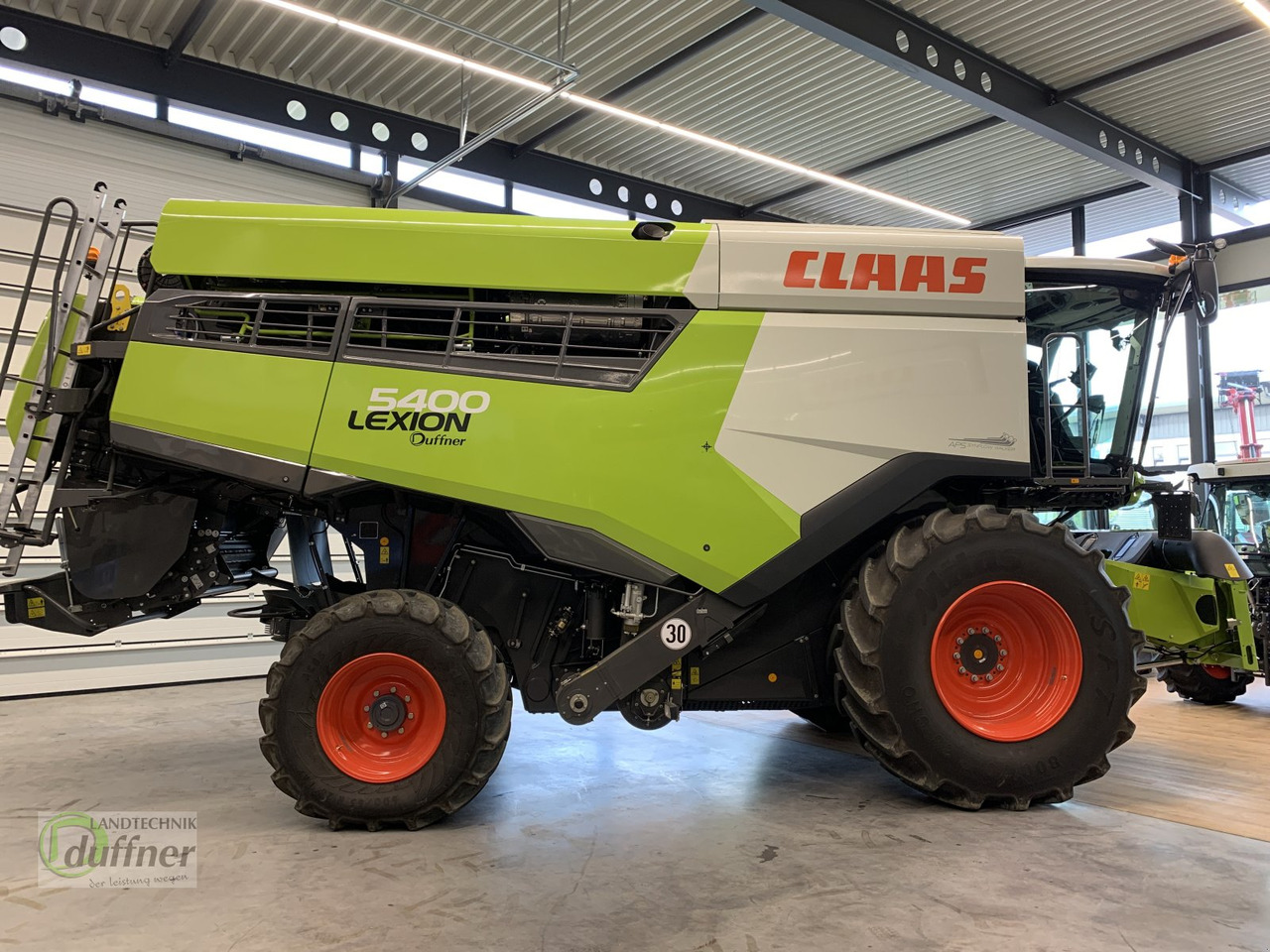 CLAAS Lexion 5400 - Kombajn harvester: slika 2 CLAAS Lexion 5400 - Kombajn harvester: slika 2