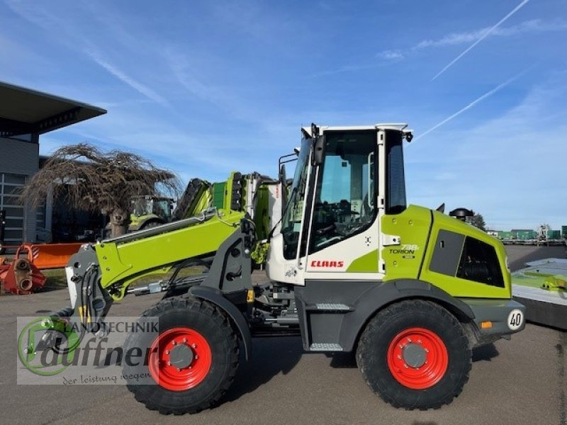 CLAAS TORION 738 T SINUS - Teleskopski kolesni nakladalnik: slika 1 CLAAS TORION 738 T SINUS - Teleskopski kolesni nakladalnik: slika 1