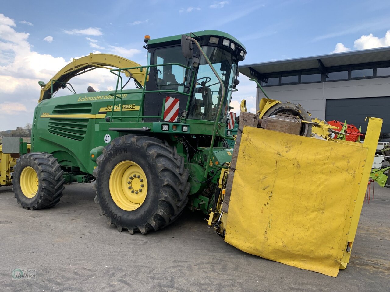 John Deere 7700 - Kombajn za krmo: slika 1 John Deere 7700 - Kombajn za krmo: slika 1