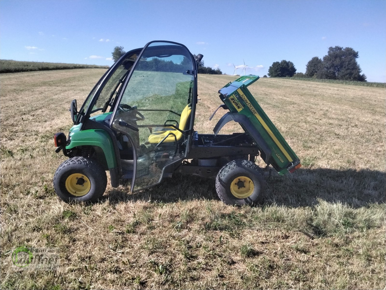 John Deere Gator 4X2 - Štirikolesnik: slika 3 John Deere Gator 4X2 - Štirikolesnik: slika 3