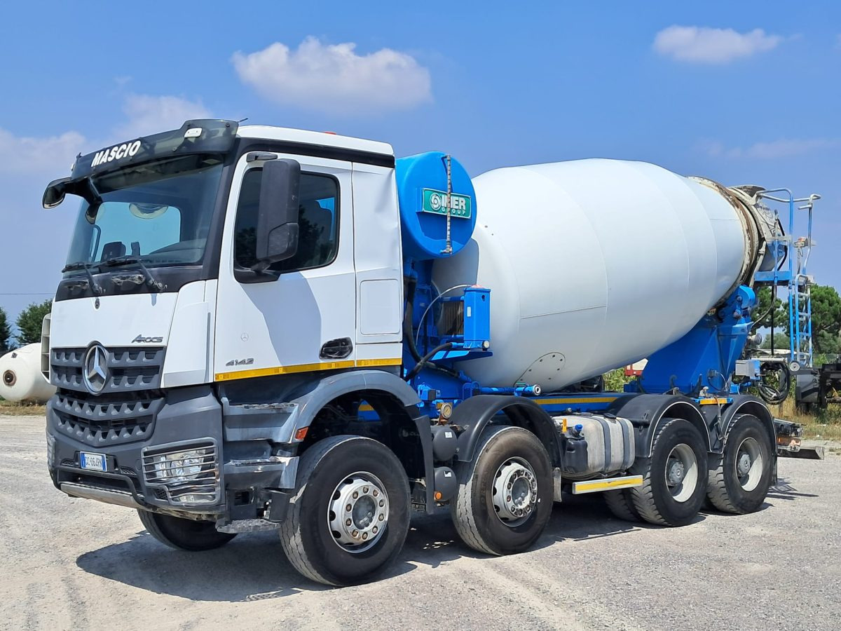 MERCEDES AROCS 4142 - Avtomešalec: slika 4 MERCEDES AROCS 4142 - Avtomešalec: slika 4