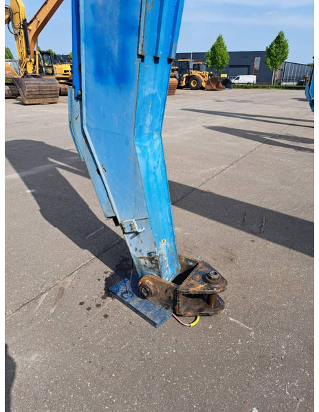 Fuchs MHL 340 D - Bager za prekladanje primarnih/ Sekundarnih surovin: slika 5 Fuchs MHL 340 D - Bager za prekladanje primarnih/ Sekundarnih surovin: slika 5