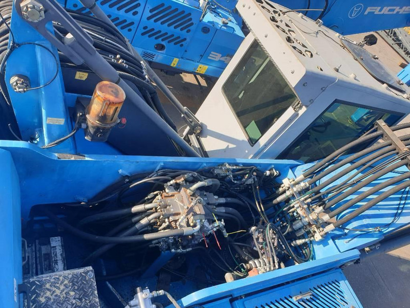 Bager za prekladanje primarnih/ Sekundarnih surovin za transport smeti Fuchs MHL 350 D: slika 11 Bager za prekladanje primarnih/ Sekundarnih surovin za transport smeti Fuchs MHL 350 D: slika 11