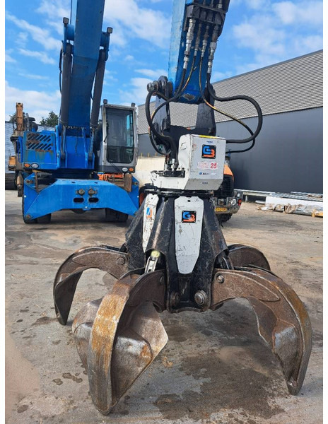 Fuchs MHL 360 D - Bager za prekladanje primarnih/ Sekundarnih surovin: slika 4 Fuchs MHL 360 D - Bager za prekladanje primarnih/ Sekundarnih surovin: slika 4