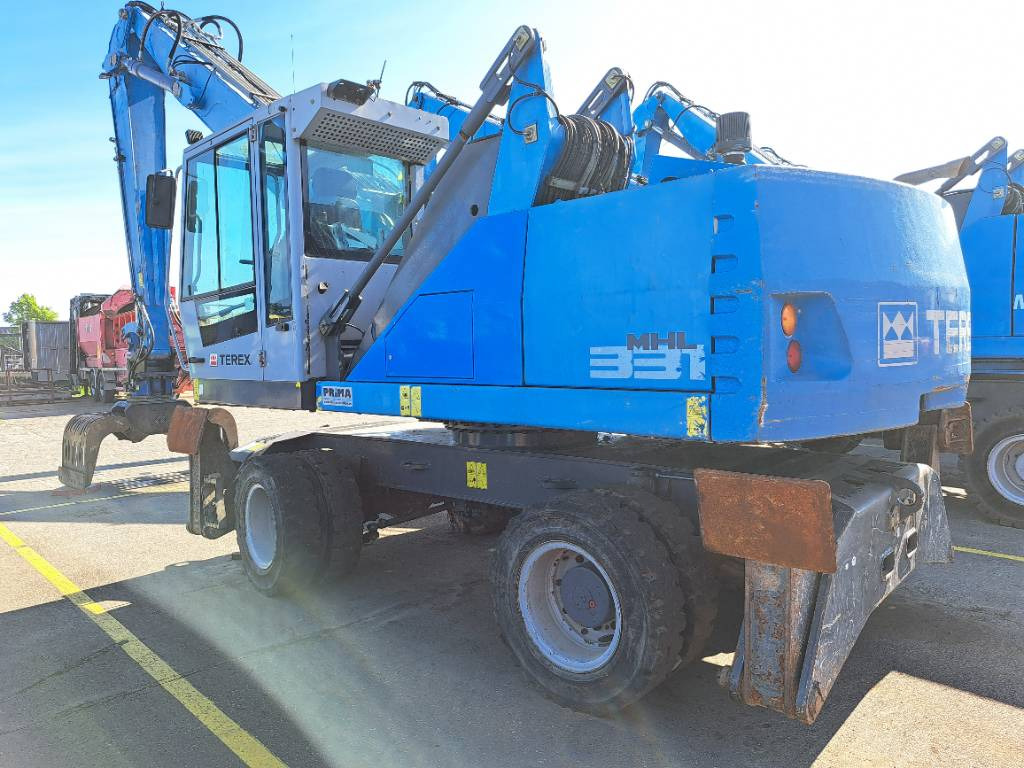 Fuchs MHL331E + Grapple - Bager za prekladanje primarnih/ Sekundarnih surovin: slika 3 Fuchs MHL331E + Grapple - Bager za prekladanje primarnih/ Sekundarnih surovin: slika 3