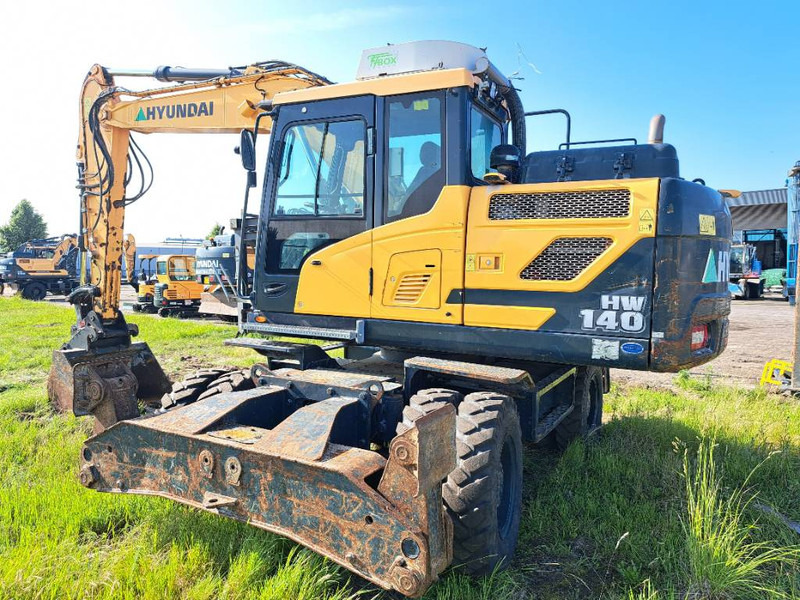 Hyundai HW140 - Bager na kolesih: slika 3 Hyundai HW140 - Bager na kolesih: slika 3
