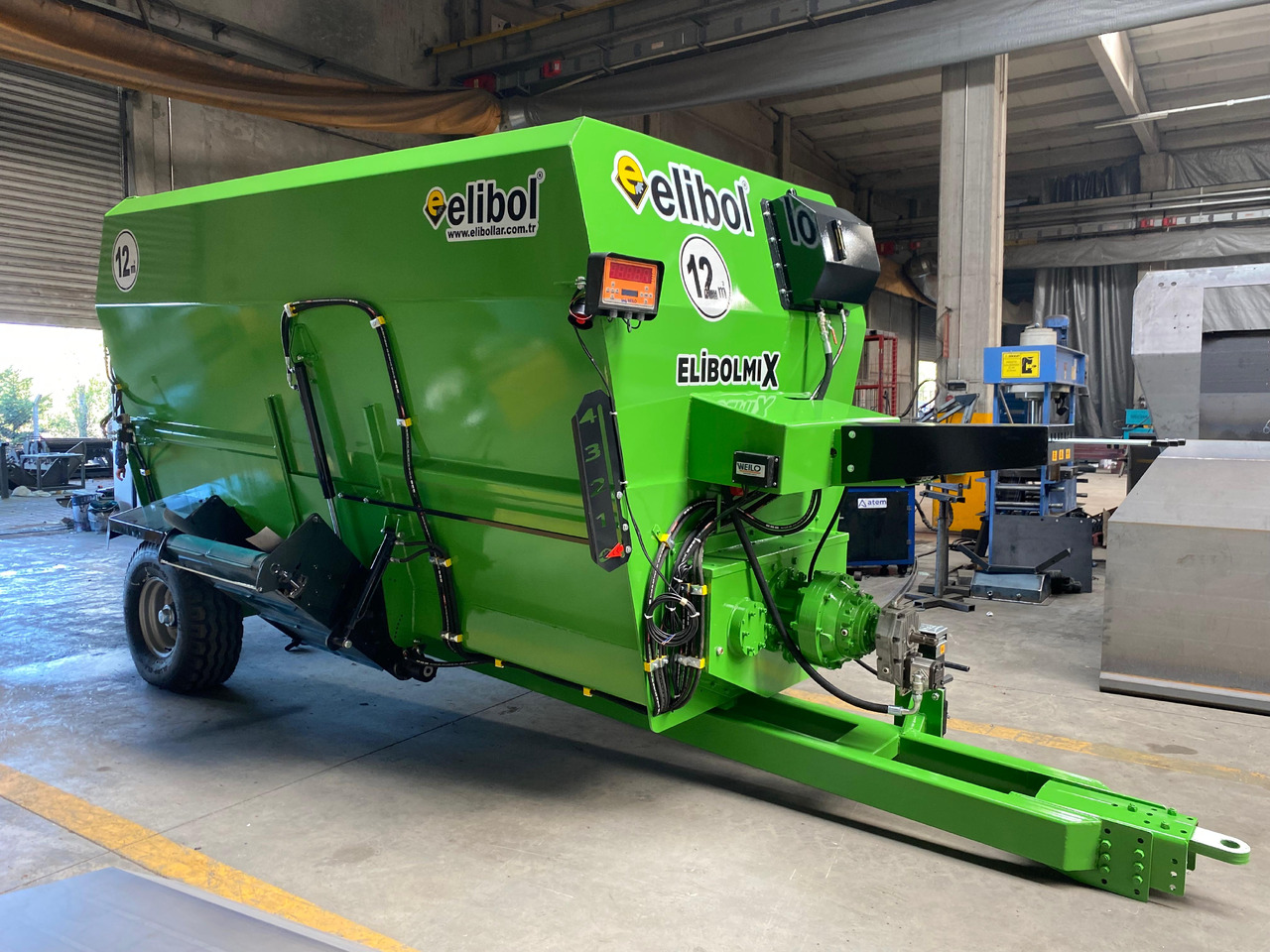 ELİBOL ELİBOLMIX 12M³ HORIZONTAL FEED MIXER - Mešalnik za krmo: slika 4 ELİBOL ELİBOLMIX 12M³ HORIZONTAL FEED MIXER - Mešalnik za krmo: slika 4