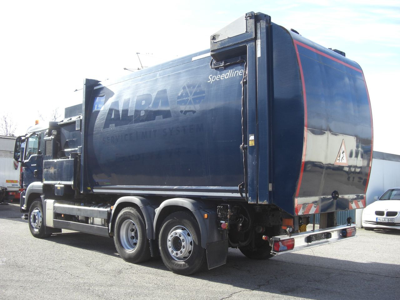 MAN 26360FNLL / RECHTSGEST. - Smetarski tovornjak: slika 4 MAN 26360FNLL / RECHTSGEST. - Smetarski tovornjak: slika 4