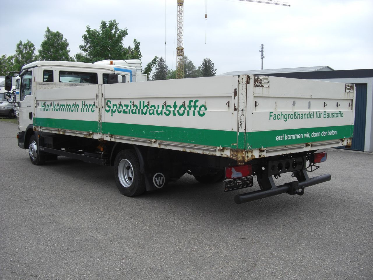 MAN 8180L - Tovornjak s kesonom: slika 4 MAN 8180L - Tovornjak s kesonom: slika 4
