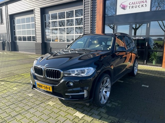 BMW X5 XDRIVE 30d - SUV: slika 2 BMW X5 XDRIVE 30d - SUV: slika 2