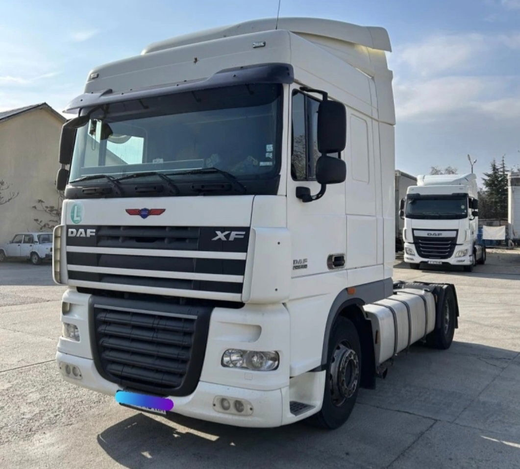 DAF XF 105.460 Tractor head - Vlačilec: slika 2 DAF XF 105.460 Tractor head - Vlačilec: slika 2