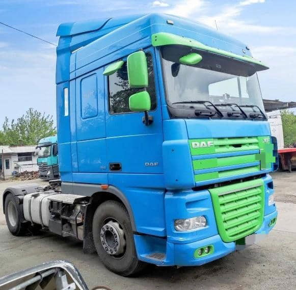DAF XF 105.460 Tractor unit - Vlačilec: slika 2 DAF XF 105.460 Tractor unit - Vlačilec: slika 2