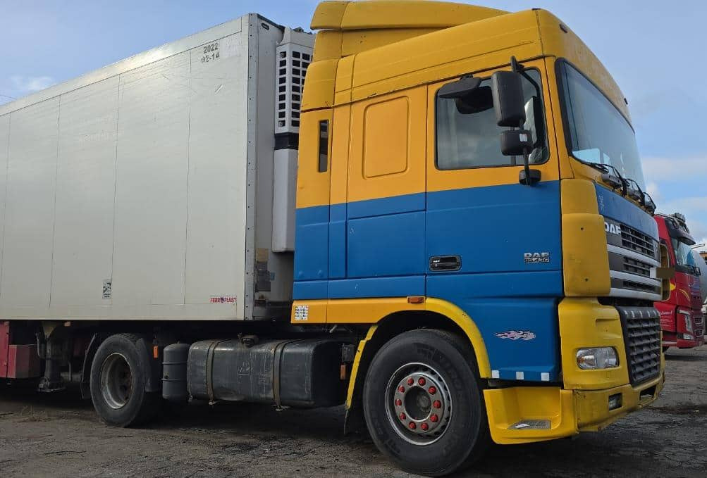 DAF XF 105 - Vlačilec: slika 1 DAF XF 105 - Vlačilec: slika 1