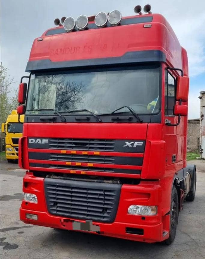 DAF XF 95 - Vlačilec: slika 1 DAF XF 95 - Vlačilec: slika 1