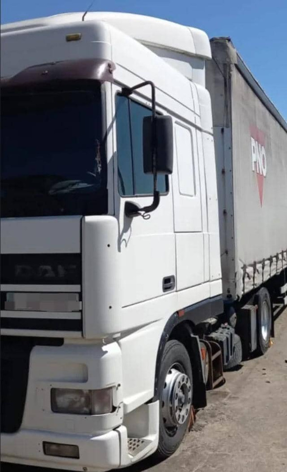 DAF XF 95 - Vlačilec: slika 2 DAF XF 95 - Vlačilec: slika 2