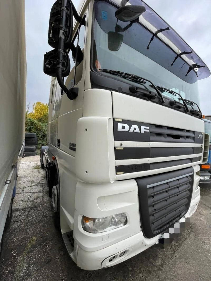 DAF XF105 Tractor unit - Vlačilec: slika 4 DAF XF105 Tractor unit - Vlačilec: slika 4