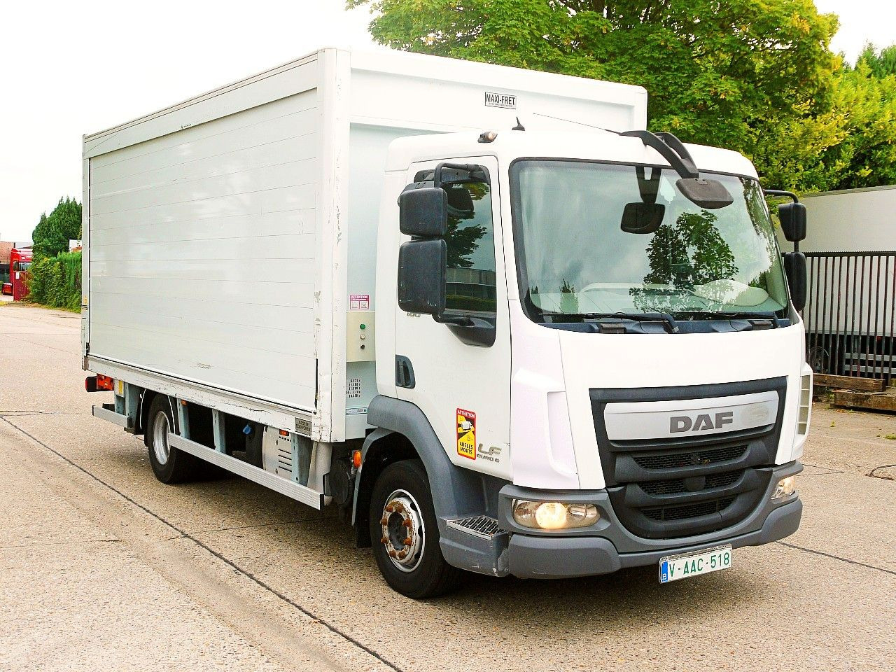 DAF LF 180 12 GETRANKENWAGEN LBW LUFT - Tovornjak za prevoz pijač: slika 4 DAF LF 180 12 GETRANKENWAGEN LBW LUFT - Tovornjak za prevoz pijač: slika 4