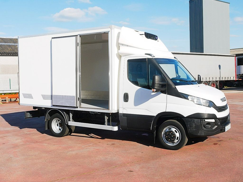 Iveco 35C14 DAILY KUHLKOFFER CARRIER VIENTO A/C - Hladilno vozilo: slika 3 Iveco 35C14 DAILY KUHLKOFFER CARRIER VIENTO A/C - Hladilno vozilo: slika 3