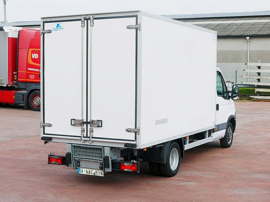 Iveco 35C15 3.0 DAILY KUHLKOFFER CARRIER XARIOS 600 MT - Hladilno vozilo: slika 5 Iveco 35C15 3.0 DAILY KUHLKOFFER CARRIER XARIOS 600 MT - Hladilno vozilo: slika 5