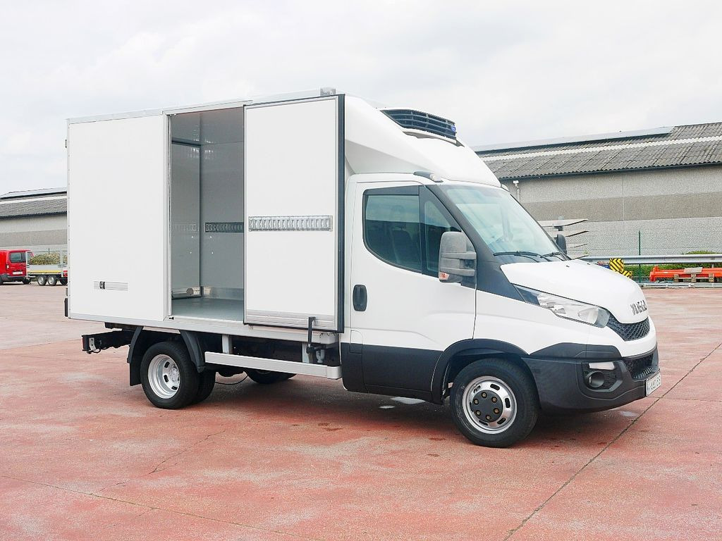 Iveco 35C15 DAILY KULKOFFER CARREIER XARIOS 350 -20c - Hladilno vozilo: slika 3 Iveco 35C15 DAILY KULKOFFER CARREIER XARIOS 350 -20c - Hladilno vozilo: slika 3